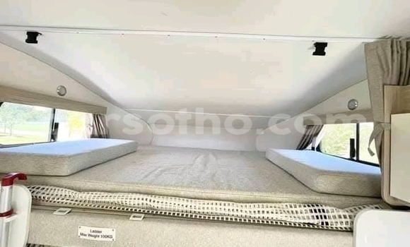 Acheter Occasion Voiture Mercedes-Benz Maybach S-klasse Blanc à Maseru, Maseru Acheter Occasion Voiture Mercedes-Benz Maybach S-klasse Blanc à Maseru, Maseru