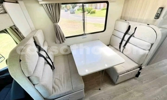 Acheter Occasion Voiture Mercedes-Benz Maybach S-klasse Blanc à Maseru, Maseru Acheter Occasion Voiture Mercedes-Benz Maybach S-klasse Blanc à Maseru, Maseru