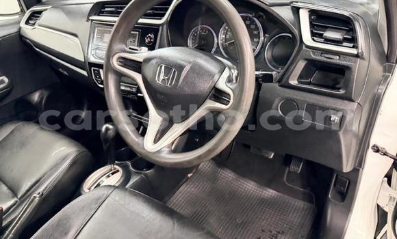 Buy Used Honda BR-V White Car in Roma in Maseru Buy Used Honda BR-V White Car in Roma in Maseru