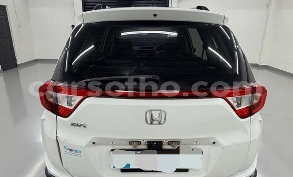 Buy Used Honda BR-V White Car in Roma in Maseru Buy Used Honda BR-V White Car in Roma in Maseru