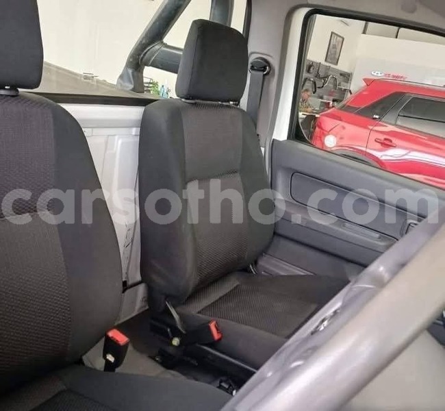 Big with watermark nissan np 300 mohale s hoek mohale s hoek 30972