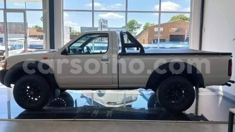 Big with watermark nissan np 300 mohale s hoek mohale s hoek 30972