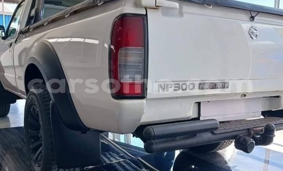 Buy Used Nissan NP 300 White Car in Mohale's Hoek in Mohale's Hoek Buy Used Nissan NP 300 White Car in Mohale's Hoek in Mohale's Hoek
