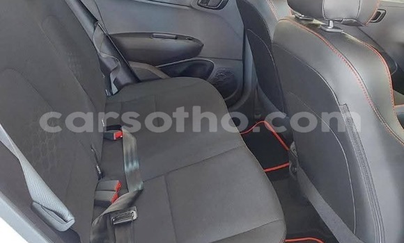 Buy Used Hyundai i10 White Car in Maseru in Maseru Buy Used Hyundai i10 White Car in Maseru in Maseru