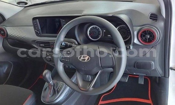 Buy Used Hyundai i10 White Car in Maseru in Maseru Buy Used Hyundai i10 White Car in Maseru in Maseru