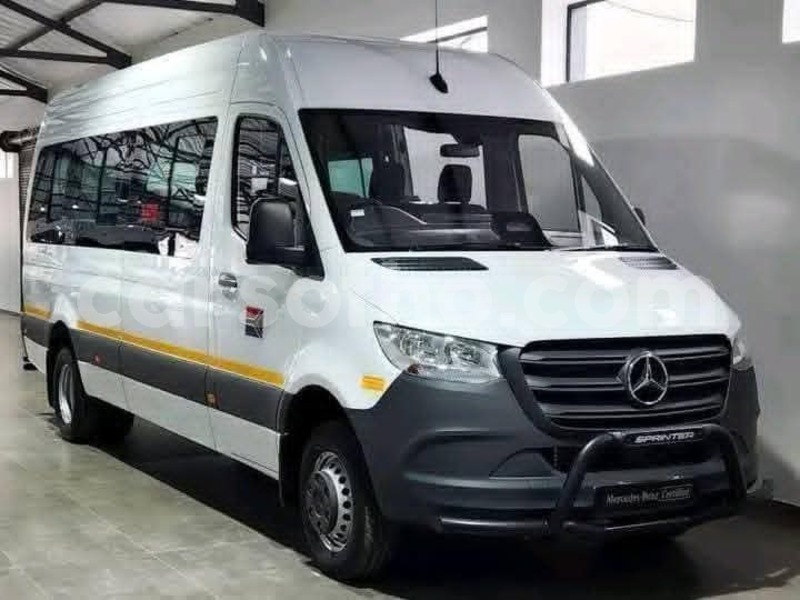 Big with watermark mercedes benz vito butha buthe quthing 30980