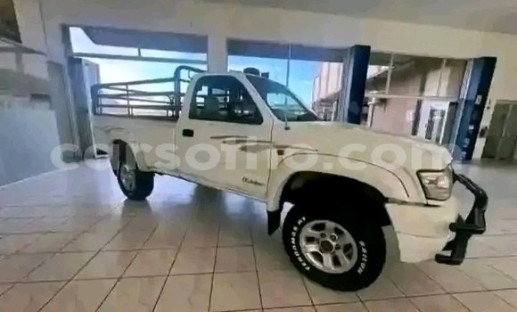 Buy Used Toyota Hilux White Car in Maseru in Maseru Buy Used Toyota Hilux White Car in Maseru in Maseru