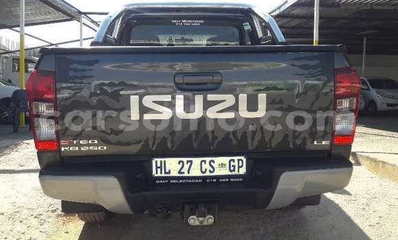 Acheter Occasion Voiture Isuzu KB Marron à Mohale's Hoek, Mohale's Hoek Acheter Occasion Voiture Isuzu KB Marron à Mohale's Hoek, Mohale's Hoek