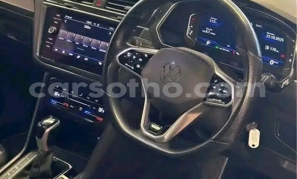 Buy Used Volkswagen Tiguan Blue Car in Maseru in Maseru Buy Used Volkswagen Tiguan Blue Car in Maseru in Maseru