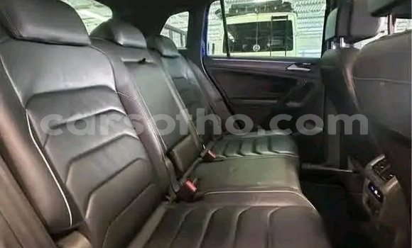 Buy Used Volkswagen Tiguan Blue Car in Maseru in Maseru Buy Used Volkswagen Tiguan Blue Car in Maseru in Maseru