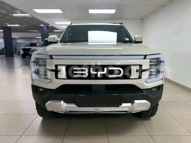 Big with watermark byd s6 maseru maseru 30995