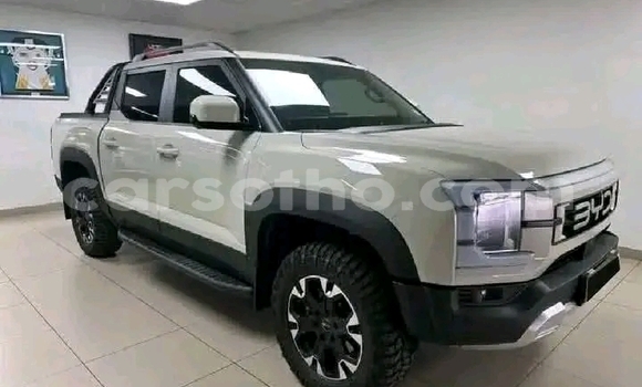 Buy Used BYD S6 Other Car in Maseru in Maseru Buy Used BYD S6 Other Car in Maseru in Maseru