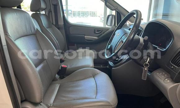 Buy Used Hyundai H1 White Car in Thaba–Tseka in Mafeteng Buy Used Hyundai H1 White Car in Thaba–Tseka in Mafeteng