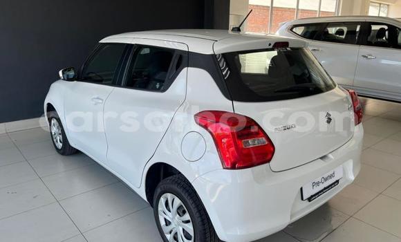 Buy Used Suzuki Swift White Car in Thaba–Tseka in Mafeteng Buy Used Suzuki Swift White Car in Thaba–Tseka in Mafeteng