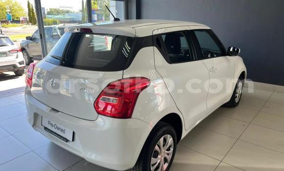 Buy Used Suzuki Swift White Car in Thaba–Tseka in Mafeteng Buy Used Suzuki Swift White Car in Thaba–Tseka in Mafeteng