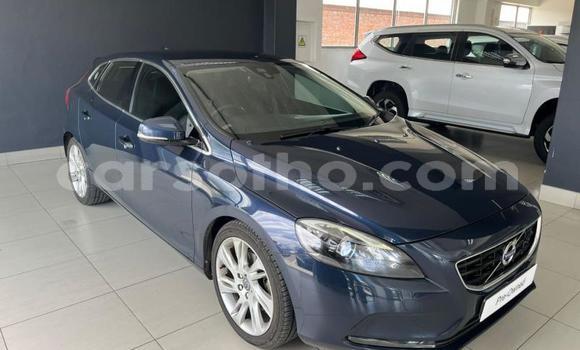 Buy Used Volvo V40 Blue Car in Qacha's Nek in Quthing Buy Used Volvo V40 Blue Car in Qacha's Nek in Quthing