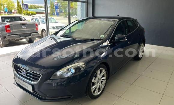 Buy Used Volvo V40 Blue Car in Qacha's Nek in Quthing Buy Used Volvo V40 Blue Car in Qacha's Nek in Quthing