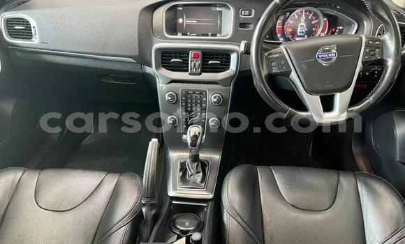 Buy Used Volvo V40 Blue Car in Qacha's Nek in Quthing Buy Used Volvo V40 Blue Car in Qacha's Nek in Quthing