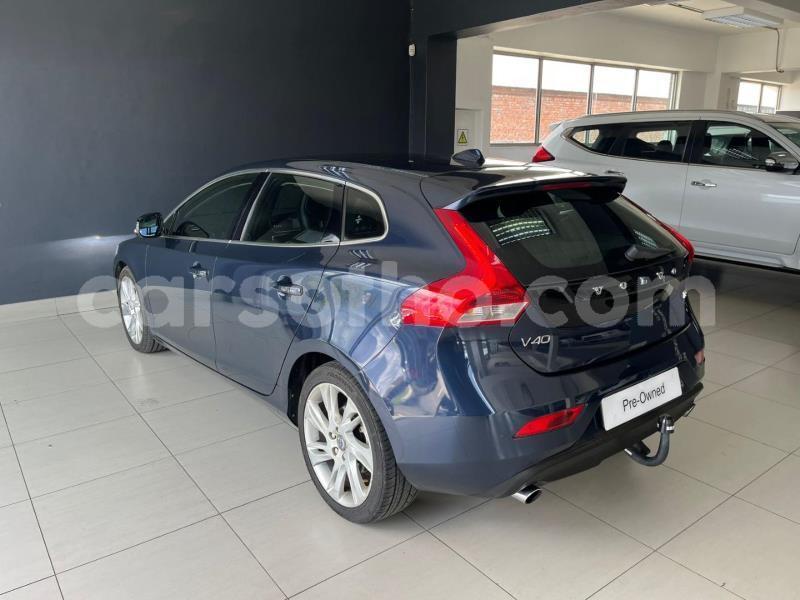 Big with watermark volvo v40 quthing qacha s nek 30999
