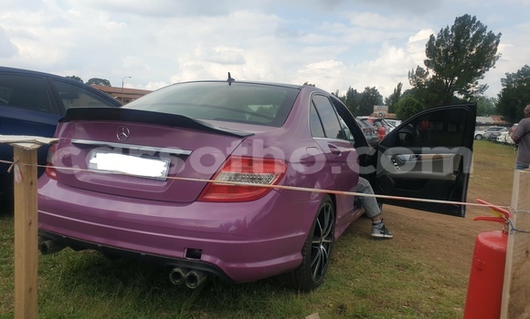 اشتري مستعمل Mercedes-Benz C–Class Black سيارة في Maseru في Maseru اشتري مستعمل Mercedes-Benz C–Class Black سيارة في Maseru في Maseru