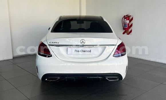 Buy Used Mercedes-Benz C–Class White Car in Maseru in Maseru Buy Used Mercedes-Benz C–Class White Car in Maseru in Maseru