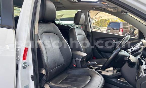 Buy Used Hyundai ix35 White Car in Maseru in Maseru Buy Used Hyundai ix35 White Car in Maseru in Maseru