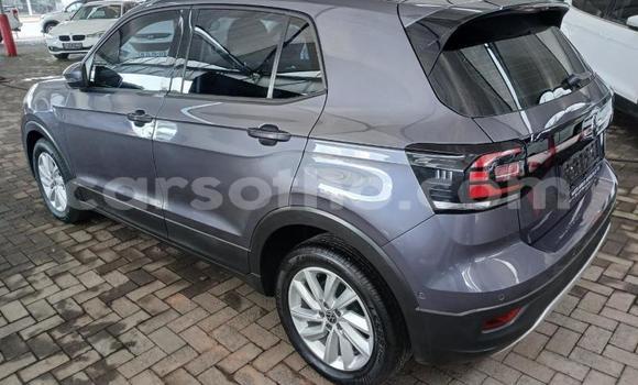 Buy Used Volkswagen T-Roc Black Car in Maseru in Maseru Buy Used Volkswagen T-Roc Black Car in Maseru in Maseru