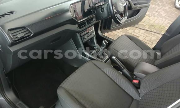 Buy Used Volkswagen T-Roc Black Car in Maseru in Maseru Buy Used Volkswagen T-Roc Black Car in Maseru in Maseru