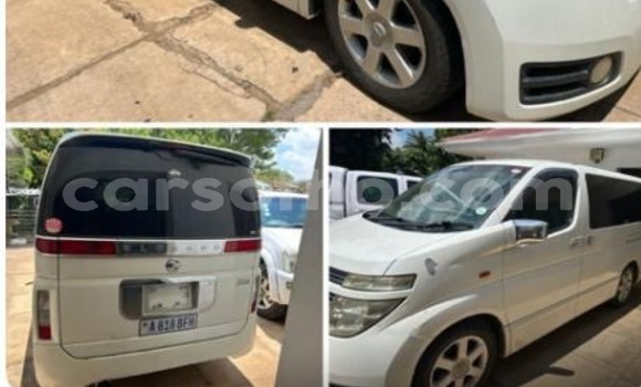 Acheter Occasion Voiture Nissan Elgrand Blanc à Maseru, Maseru