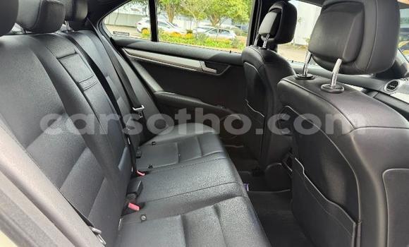 اشتري مستعمل Mercedes-Benz C–Class White سيارة في Maseru في Maseru اشتري مستعمل Mercedes-Benz C–Class White سيارة في Maseru في Maseru