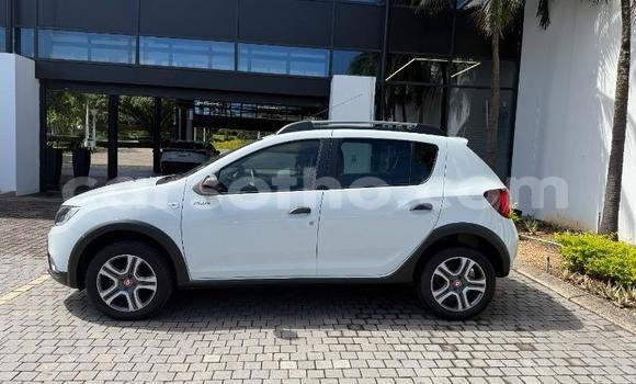 اشتري مستعمل Renault Sandero White سيارة في Maseru في Maseru اشتري مستعمل Renault Sandero White سيارة في Maseru في Maseru