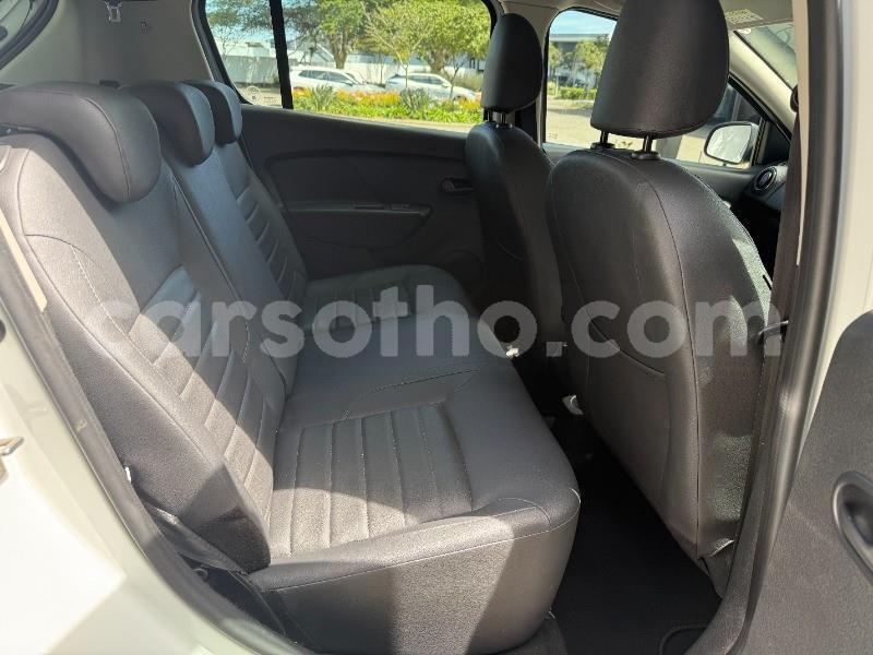 Big with watermark renault sandero maseru maseru 31017