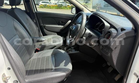 اشتري مستعمل Renault Sandero White سيارة في Maseru في Maseru اشتري مستعمل Renault Sandero White سيارة في Maseru في Maseru