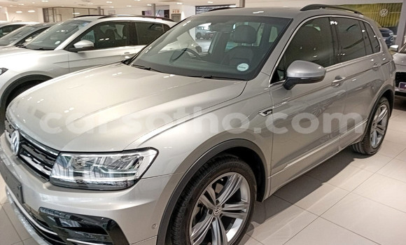 اشتري مستعمل Volkswagen Tiguan Brown سيارة في Maseru في Maseru