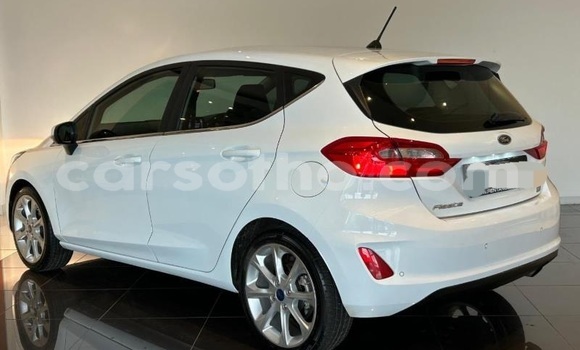 Buy Used Ford Fiesta White Car in Peka in Leribe Buy Used Ford Fiesta White Car in Peka in Leribe