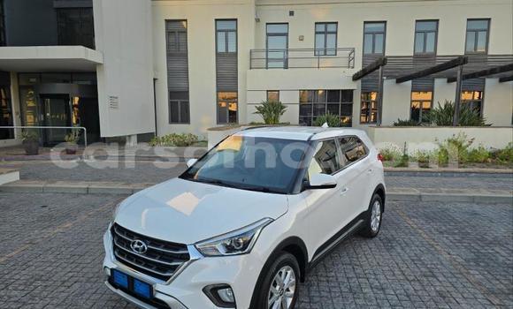 Buy Used Hyundai Creta White Car in Maseru in Maseru