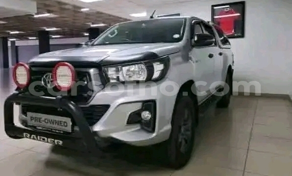 Buy Used Toyota Hilux Silver Car in Maseru in Maseru