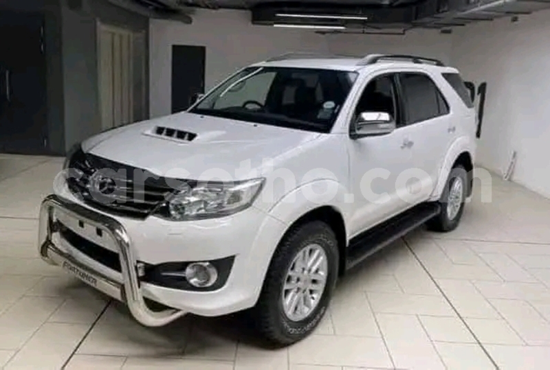 Big with watermark toyota fortuner quthing qacha s nek 31037