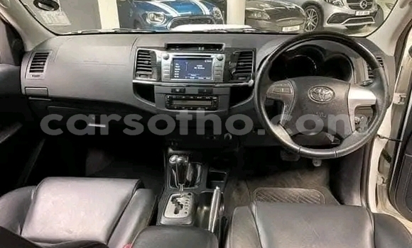 Buy Used Toyota Fortuner White Car in Qacha's Nek in Quthing Buy Used Toyota Fortuner White Car in Qacha's Nek in Quthing