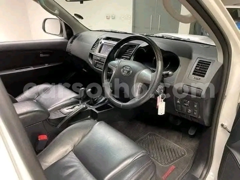 Big with watermark toyota fortuner quthing qacha s nek 31037