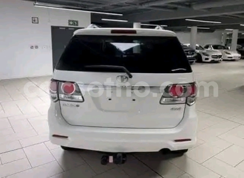 Big with watermark toyota fortuner quthing qacha s nek 31037