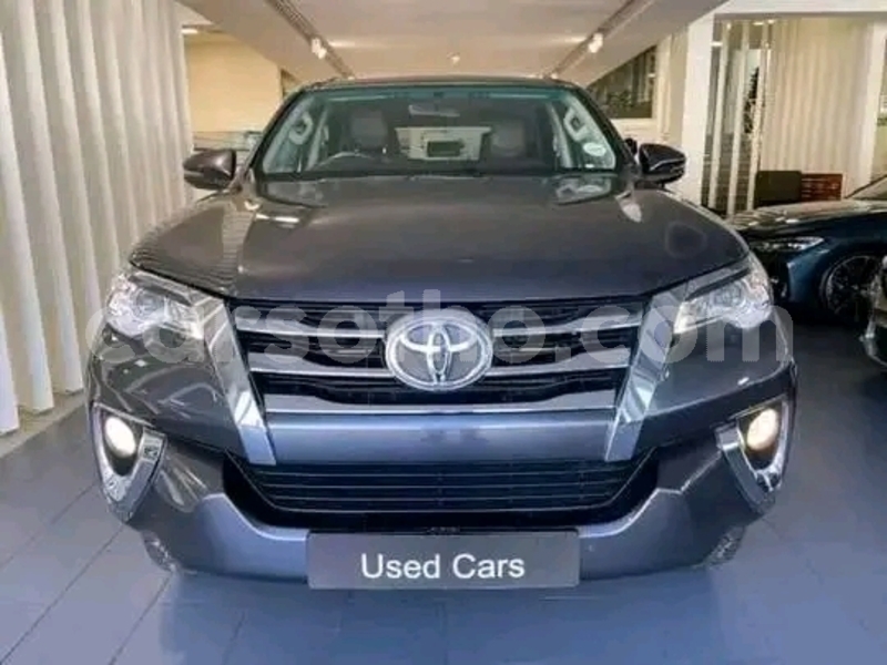 Big with watermark toyota fortuner leribe peka 31039