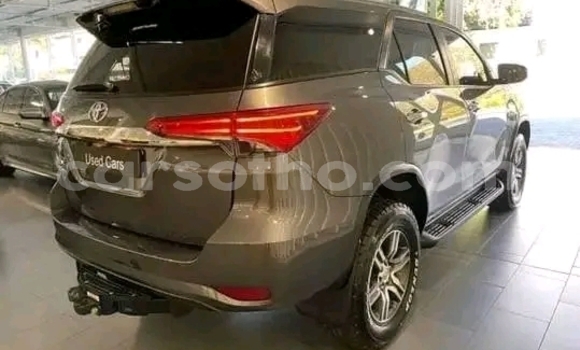 Buy Used Toyota Fortuner Other Car in Peka in Leribe Buy Used Toyota Fortuner Other Car in Peka in Leribe