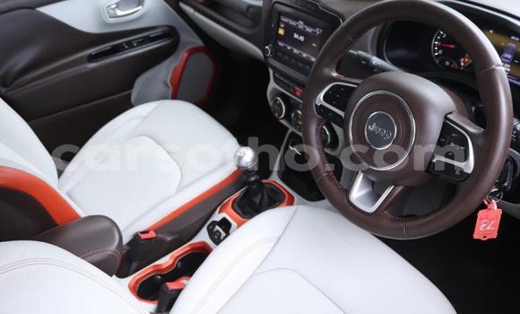 Buy Used Jeep Renegade White Car in Peka in Leribe Buy Used Jeep Renegade White Car in Peka in Leribe