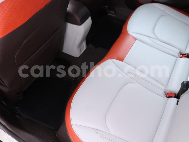 Big with watermark jeep renegade leribe peka 31040