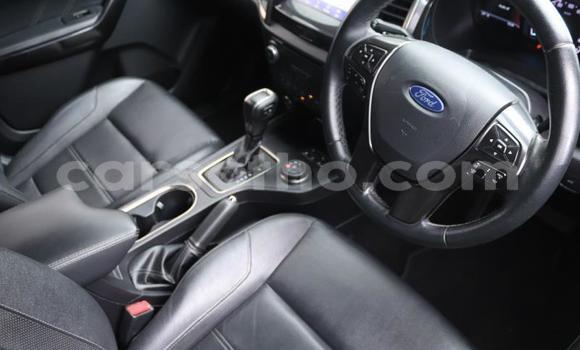Buy Used Ford Everest White Car in Peka in Leribe Buy Used Ford Everest White Car in Peka in Leribe