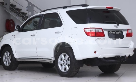 Buy Used Toyota Fortuner White Car in Mokhotlong in Berea Buy Used Toyota Fortuner White Car in Mokhotlong in Berea