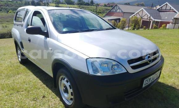 Sayi Na hannu Opel Corsa Silver Mota in Maseru a Maseru Sayi Na hannu Opel Corsa Silver Mota in Maseru a Maseru