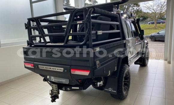 Sayi Na hannu Toyota Land Cruiser Black Mota in Maseru a Maseru Sayi Na hannu Toyota Land Cruiser Black Mota in Maseru a Maseru