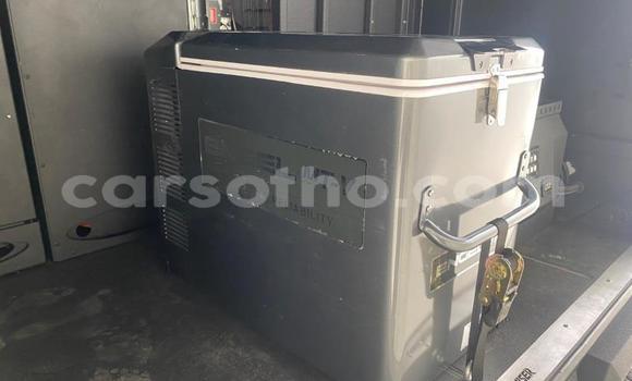 Sayi Na hannu Toyota Land Cruiser Black Mota in Maseru a Maseru Sayi Na hannu Toyota Land Cruiser Black Mota in Maseru a Maseru